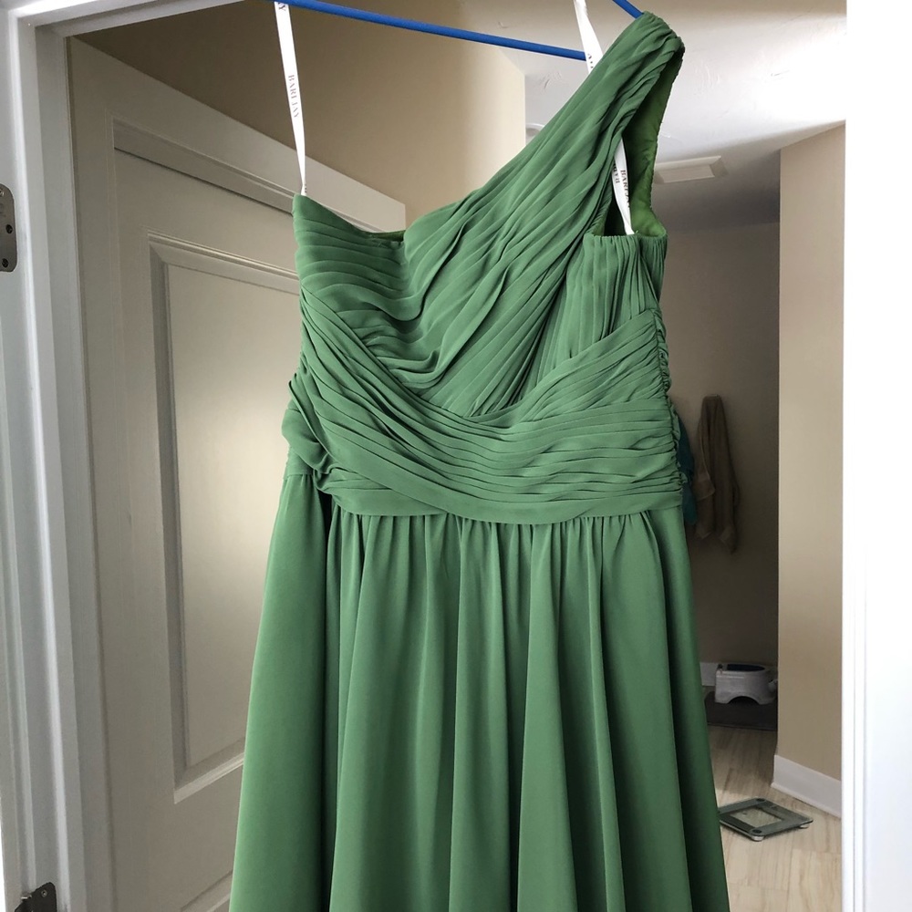 Bridesmaid dress off the shoulder